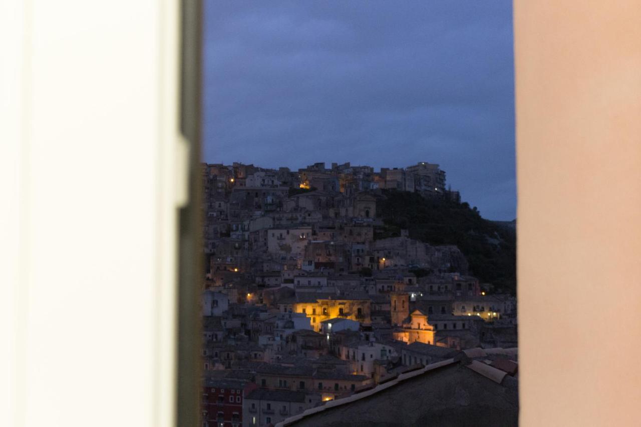 Oikos - Ragusa Ibla Exterior foto